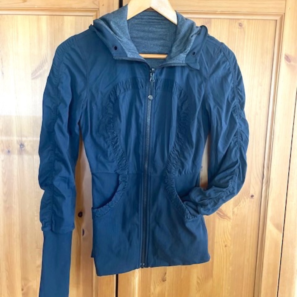 Lululemon Reversible Jacket Size 4 Womens